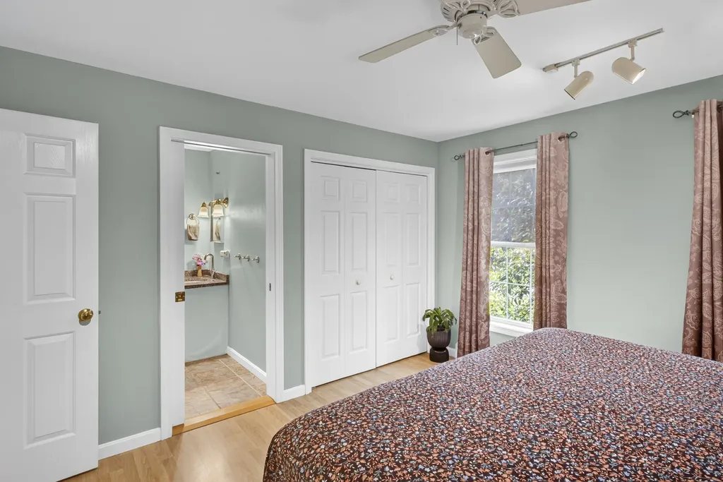 37 Constitution Avenue Hampden ME 04444