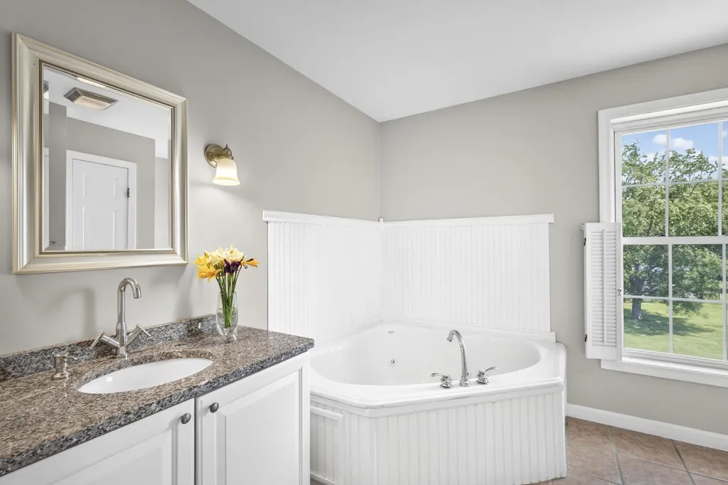 37 Constitution Avenue Hampden ME 04444