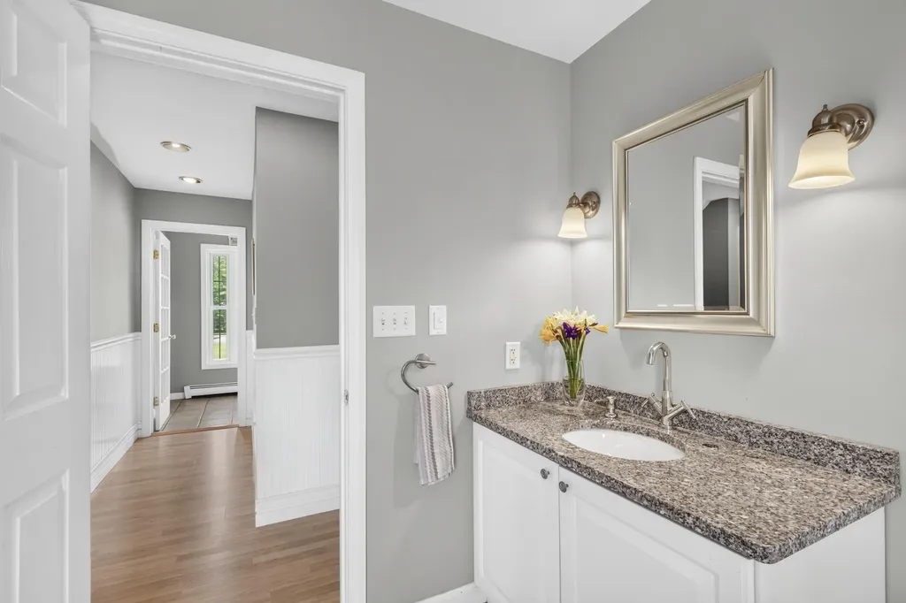 37 Constitution Avenue Hampden ME 04444