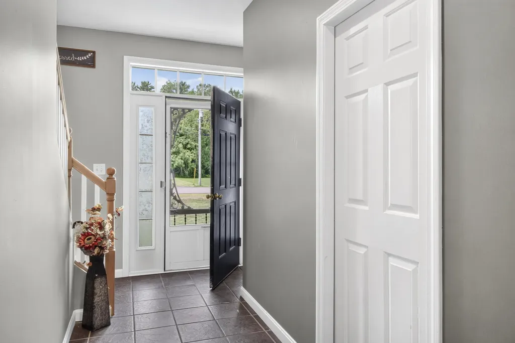 37 Constitution Avenue Hampden ME 04444