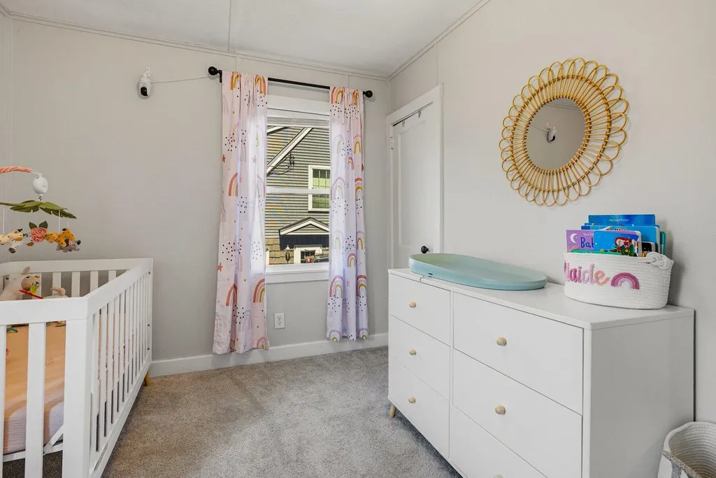 4 Halstead Street Kittery ME 03904