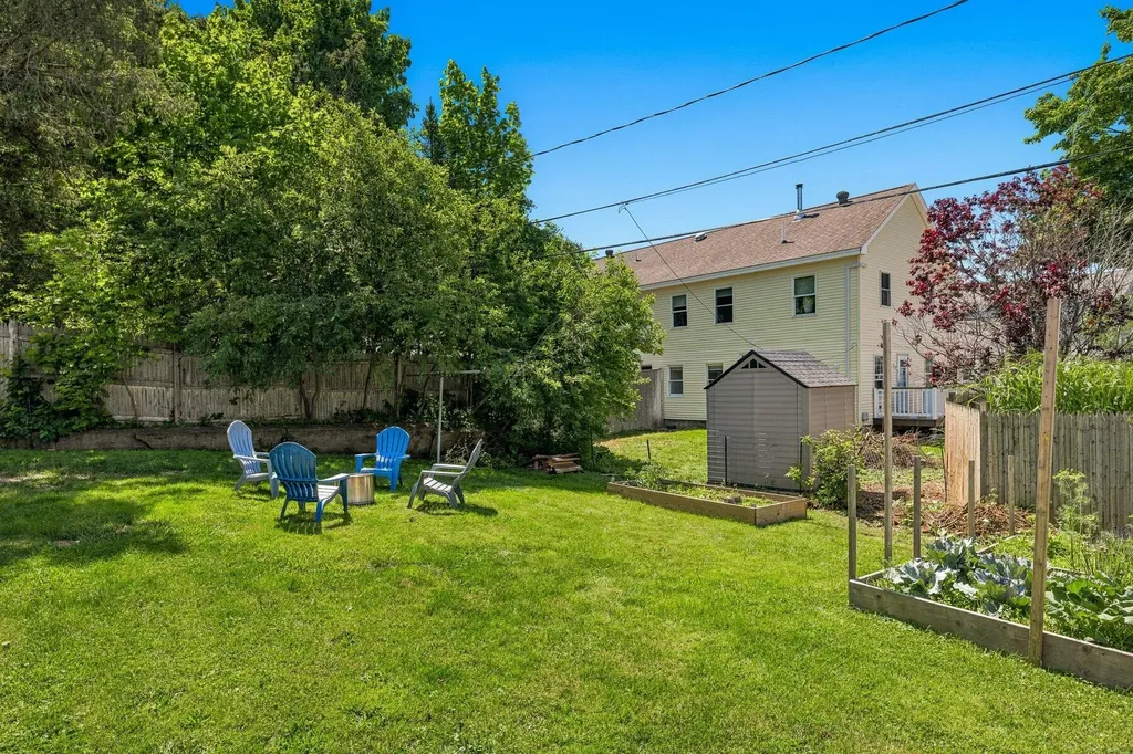 4 Halstead Street Kittery ME 03904