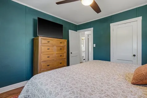 4 Halstead Street Kittery ME 03904