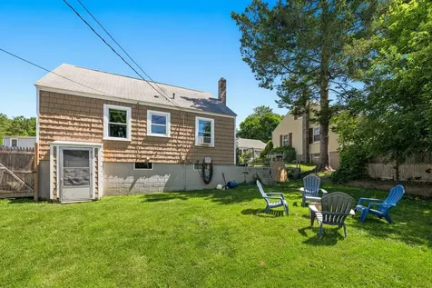 4 Halstead Street Kittery ME 03904