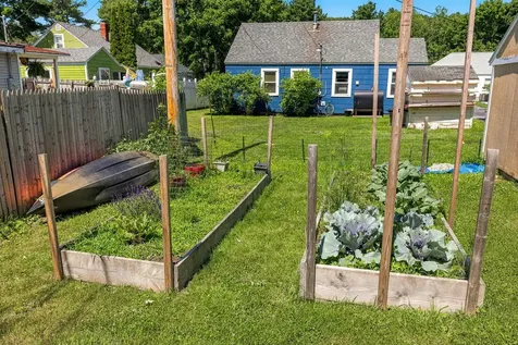 4 Halstead Street Kittery ME 03904