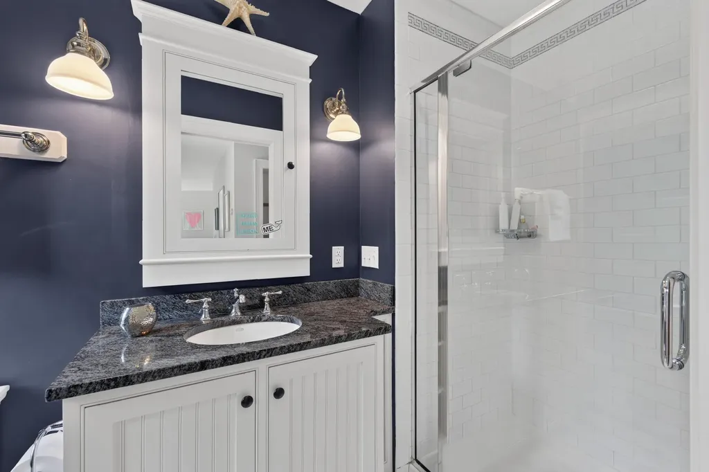 19 Tiger Lily Lane Cape Elizabeth ME 04107