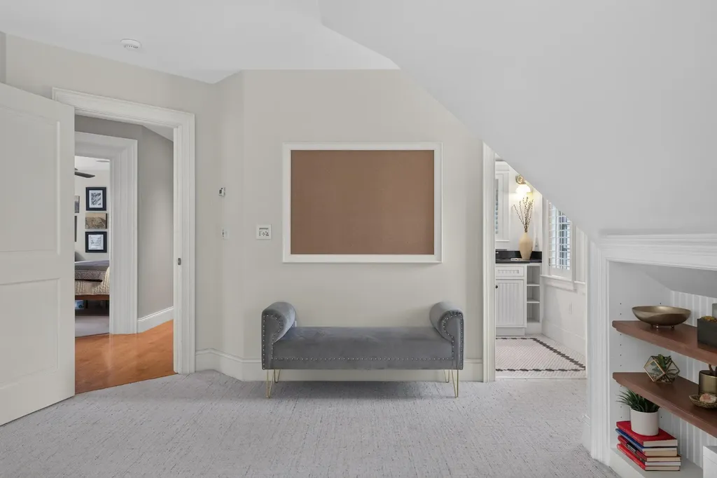 19 Tiger Lily Lane Cape Elizabeth ME 04107