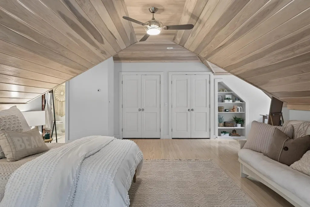 19 Tiger Lily Lane Cape Elizabeth ME 04107