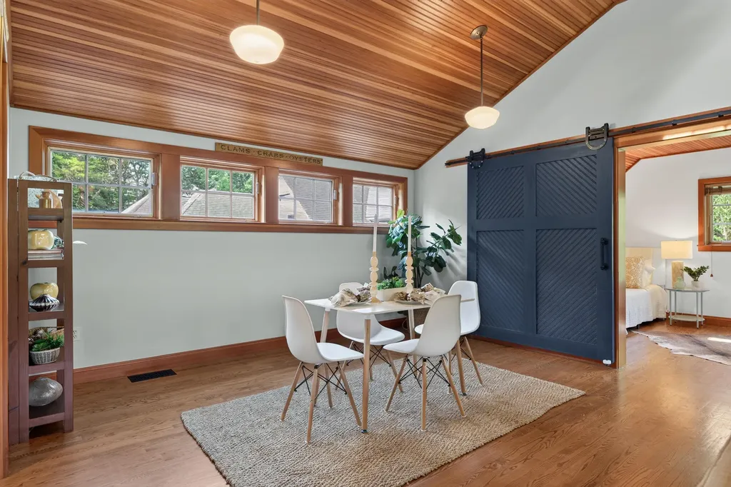 19 Tiger Lily Lane Cape Elizabeth ME 04107