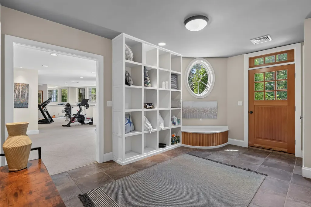 19 Tiger Lily Lane Cape Elizabeth ME 04107