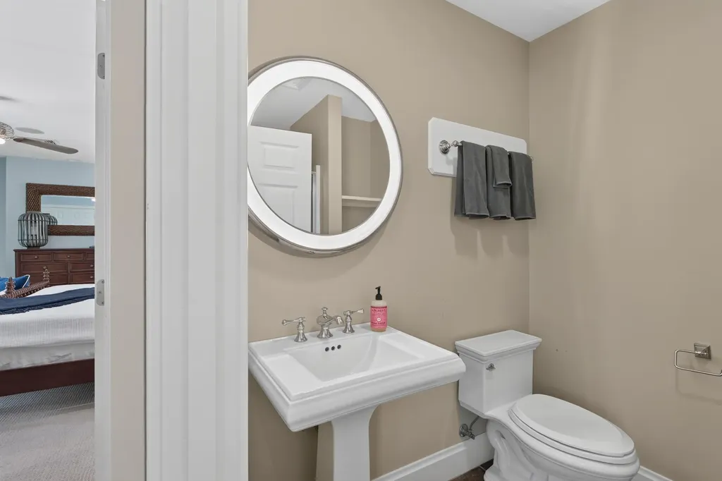 19 Tiger Lily Lane Cape Elizabeth ME 04107