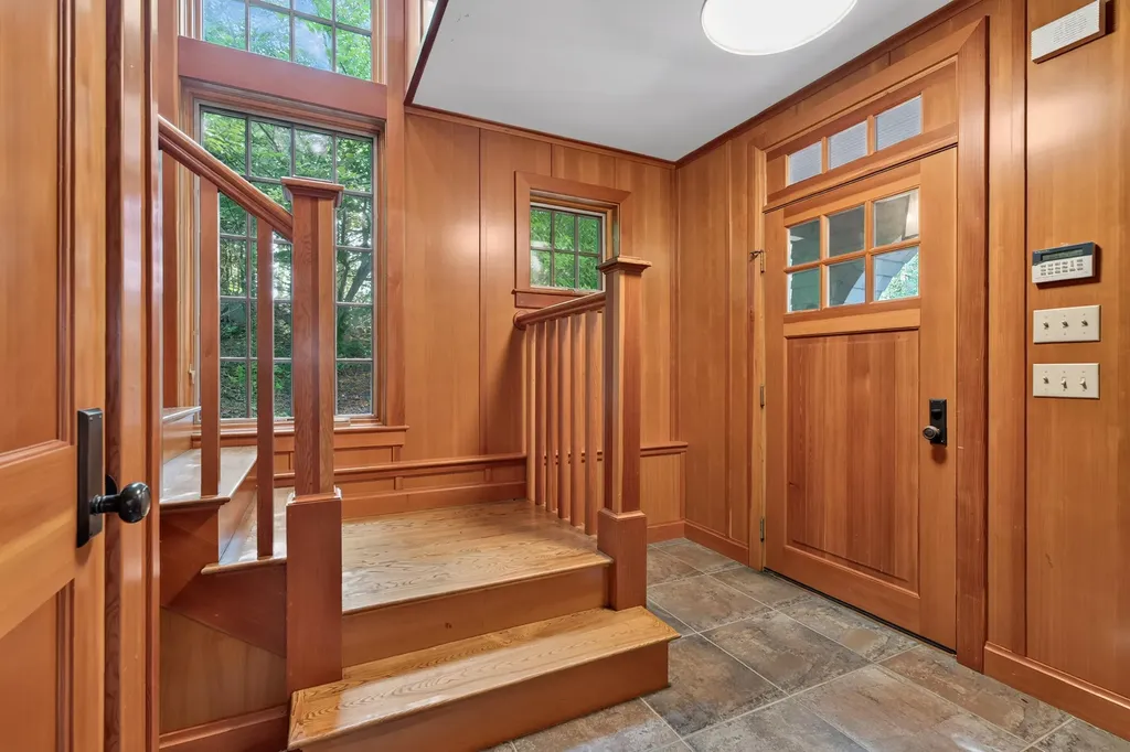 19 Tiger Lily Lane Cape Elizabeth ME 04107