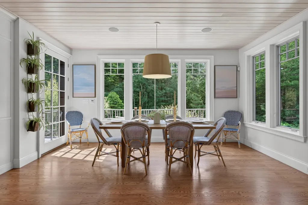 19 Tiger Lily Lane Cape Elizabeth ME 04107