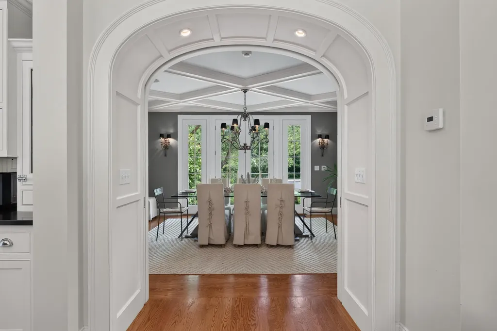 19 Tiger Lily Lane Cape Elizabeth ME 04107