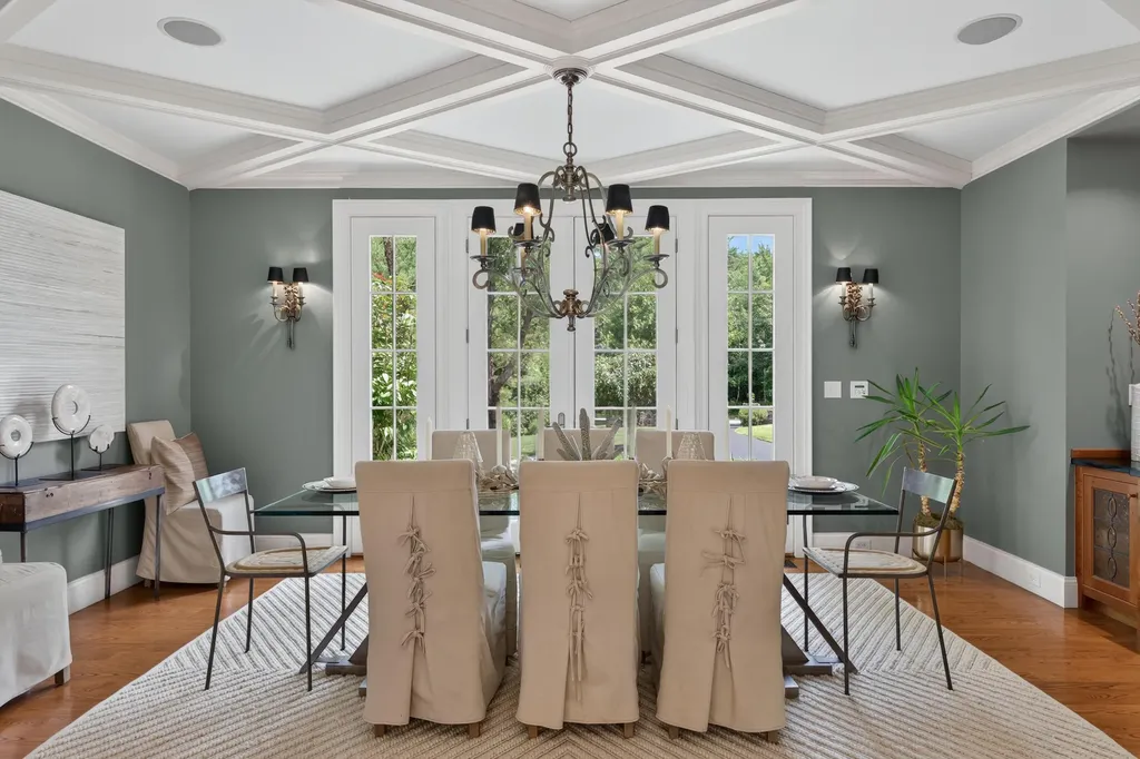 19 Tiger Lily Lane Cape Elizabeth ME 04107