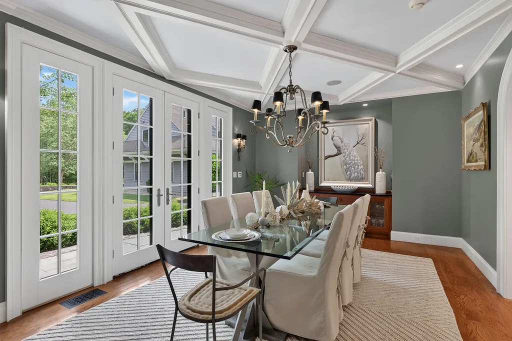 19 Tiger Lily Lane Cape Elizabeth ME 04107