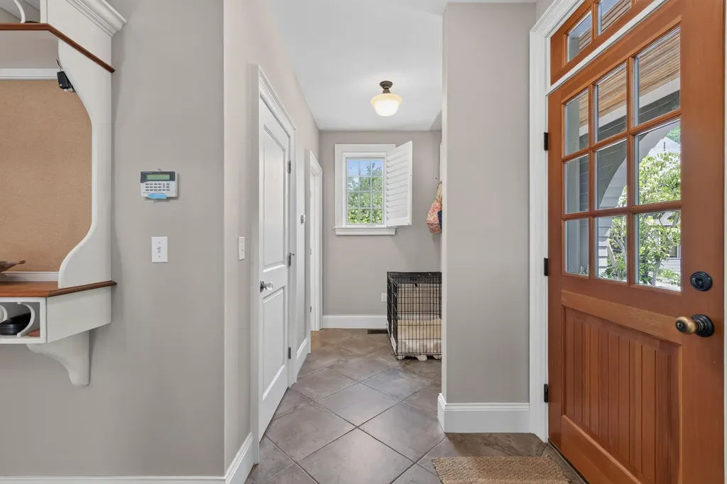 19 Tiger Lily Lane Cape Elizabeth ME 04107