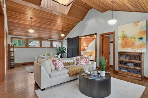 19 Tiger Lily Lane Cape Elizabeth ME 04107