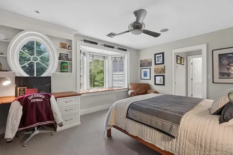 19 Tiger Lily Lane Cape Elizabeth ME 04107