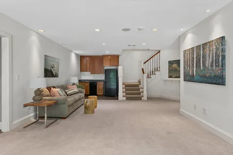 19 Tiger Lily Lane Cape Elizabeth ME 04107