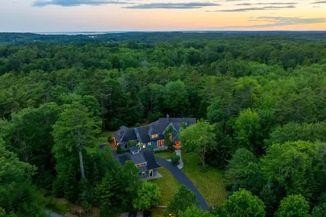 19 Tiger Lily Lane Cape Elizabeth ME 04107