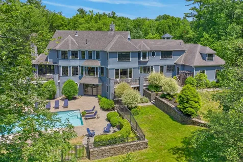 19 Tiger Lily Lane Cape Elizabeth ME 04107