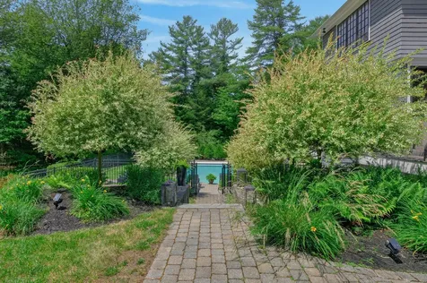 19 Tiger Lily Lane Cape Elizabeth ME 04107