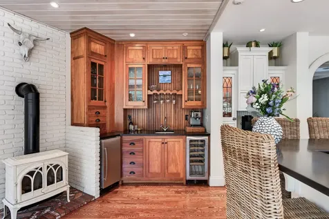 19 Tiger Lily Lane Cape Elizabeth ME 04107
