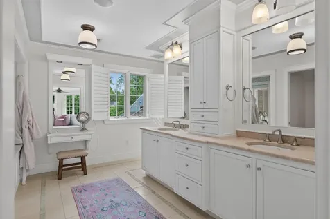 19 Tiger Lily Lane Cape Elizabeth ME 04107