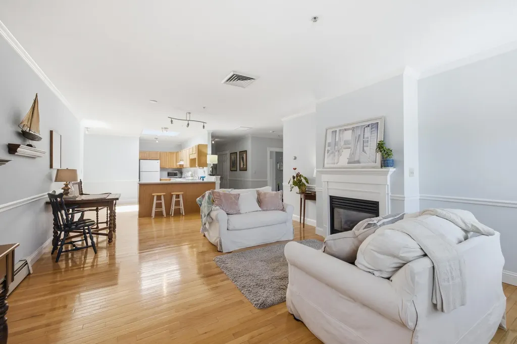 106 Farragut Way Kennebunk ME 04043