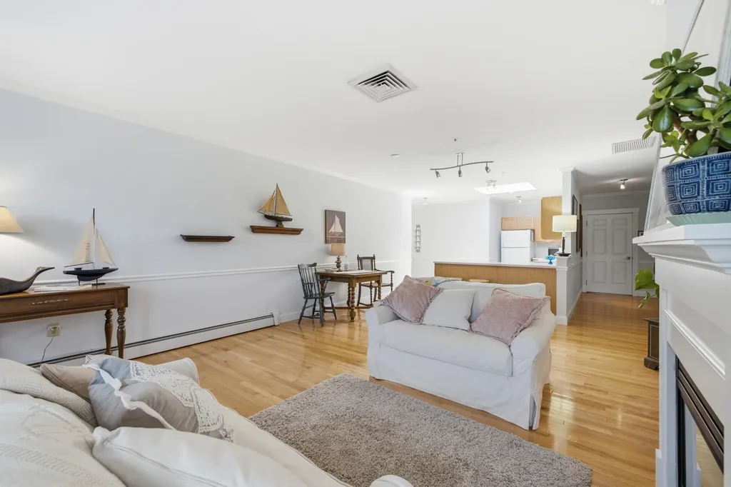 106 Farragut Way Kennebunk ME 04043