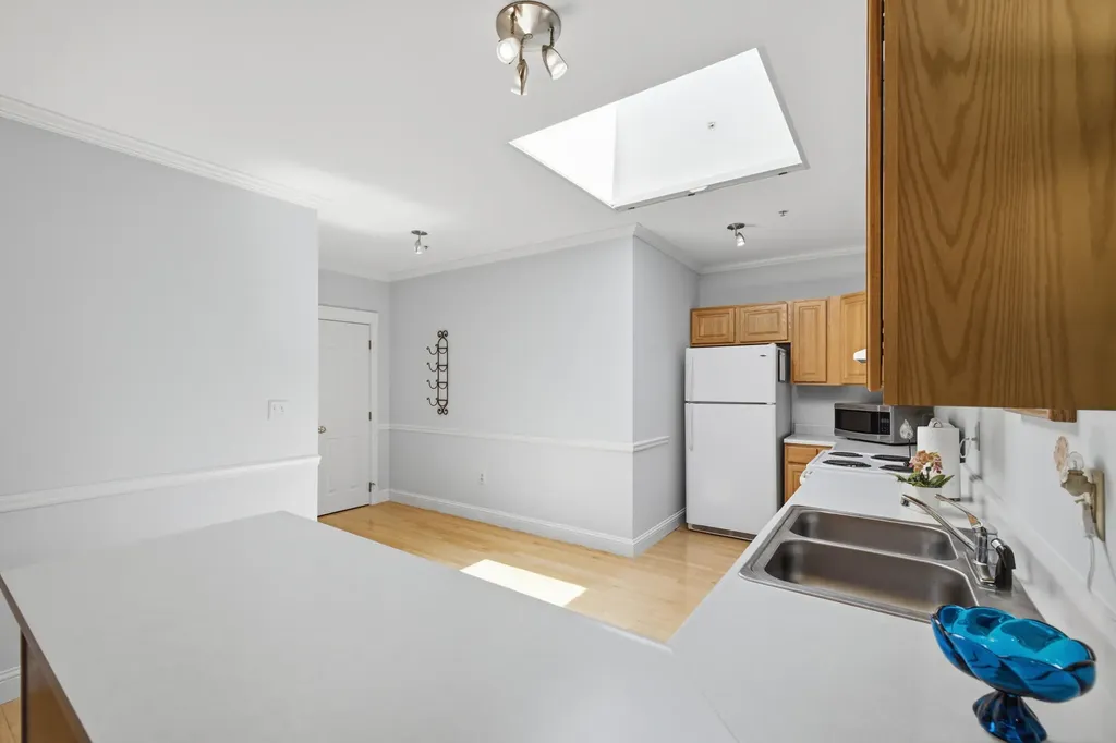 106 Farragut Way Kennebunk ME 04043