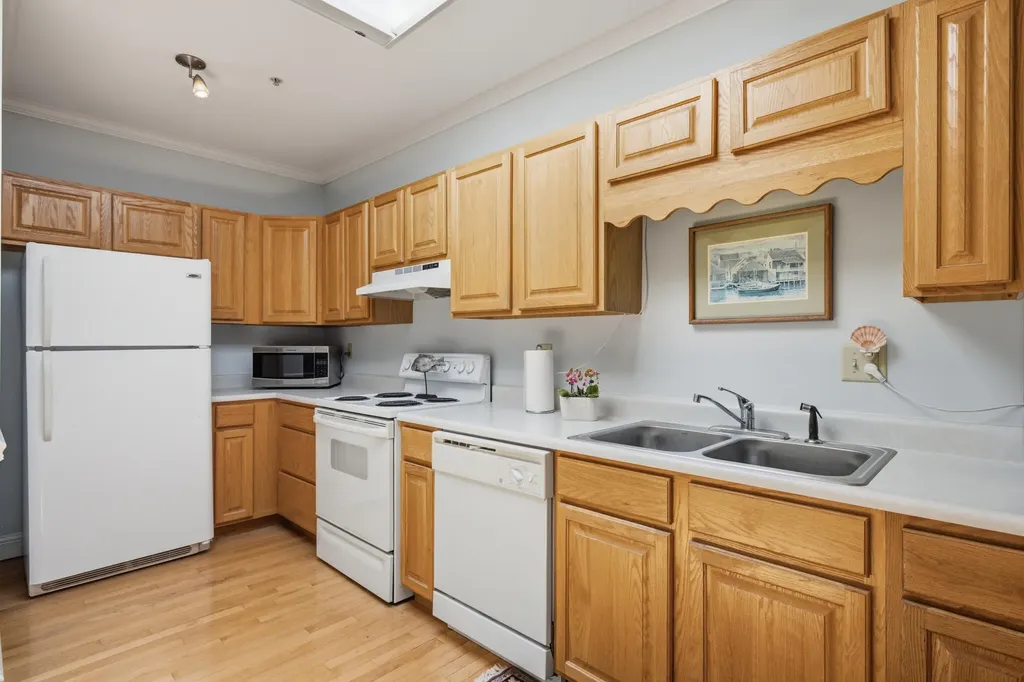 106 Farragut Way Kennebunk ME 04043