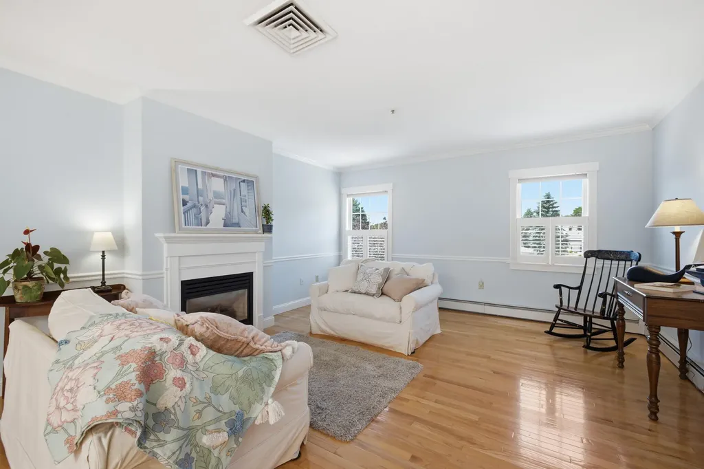 106 Farragut Way Kennebunk ME 04043