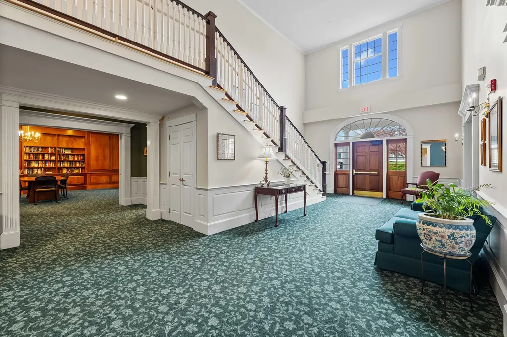 106 Farragut Way Kennebunk ME 04043