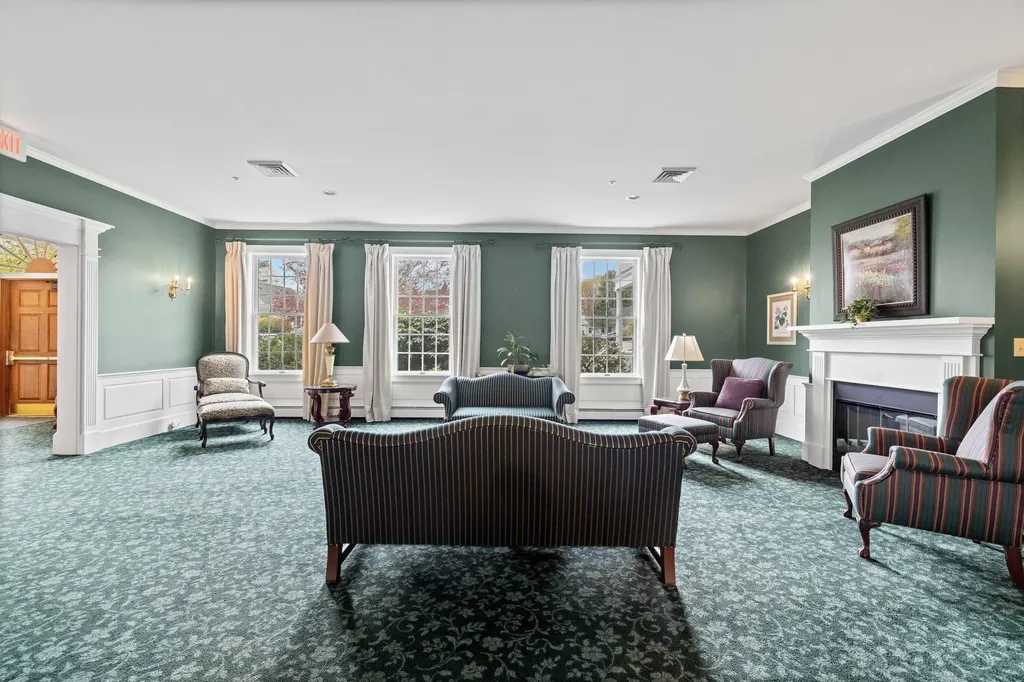 106 Farragut Way Kennebunk ME 04043