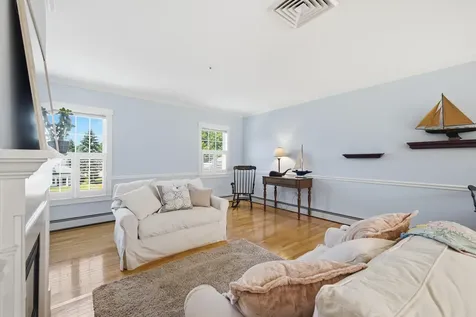 106 Farragut Way Kennebunk ME 04043