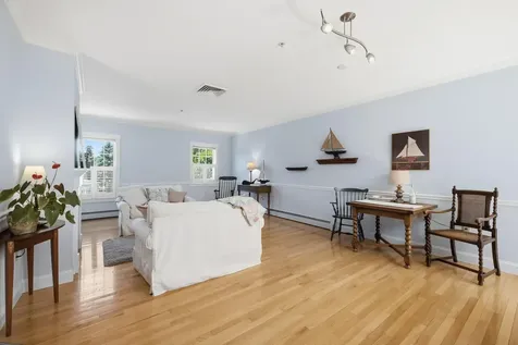 106 Farragut Way Kennebunk ME 04043