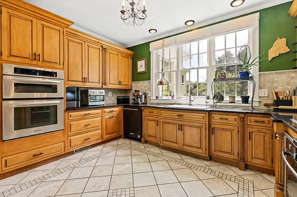 112 Mayflower Hill Drive Waterville ME 04901