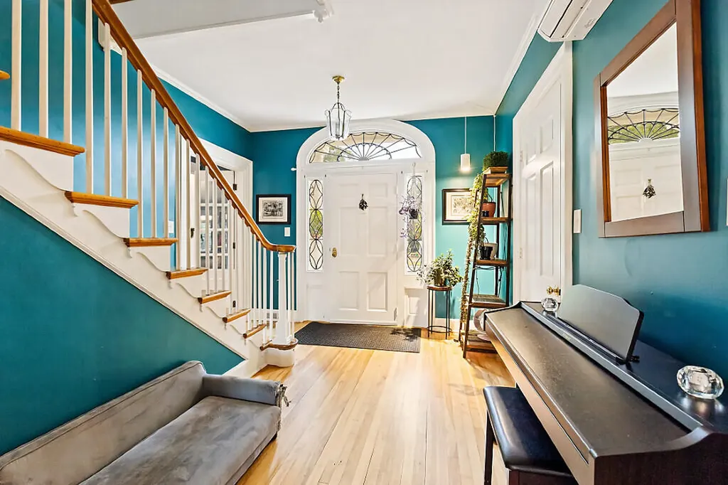 112 Mayflower Hill Drive Waterville ME 04901