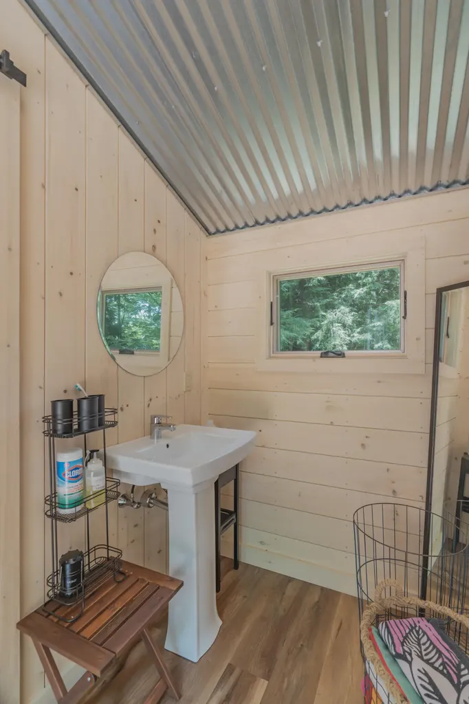 25 Sunset Drive Somerville ME 04348