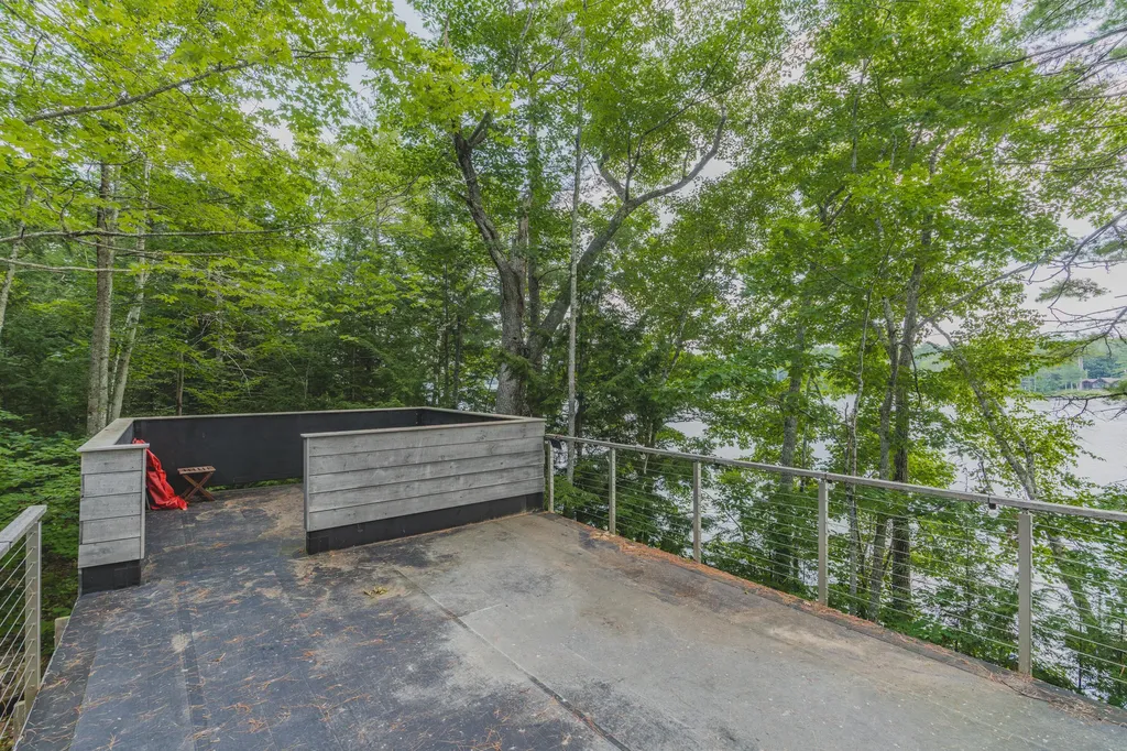 25 Sunset Drive Somerville ME 04348