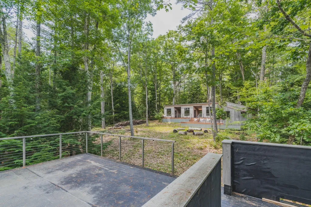 25 Sunset Drive Somerville ME 04348