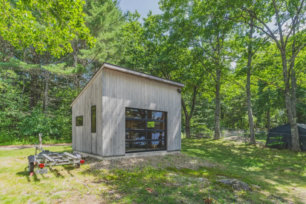 25 Sunset Drive Somerville ME 04348