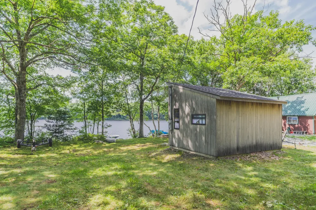 25 Sunset Drive Somerville ME 04348