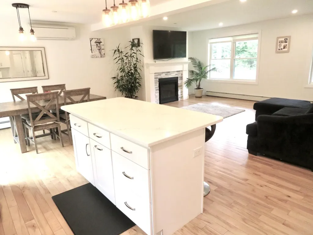 13 Maysens Way Windham ME 04062