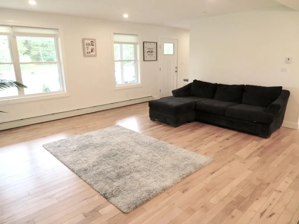 13 Maysens Way Windham ME 04062