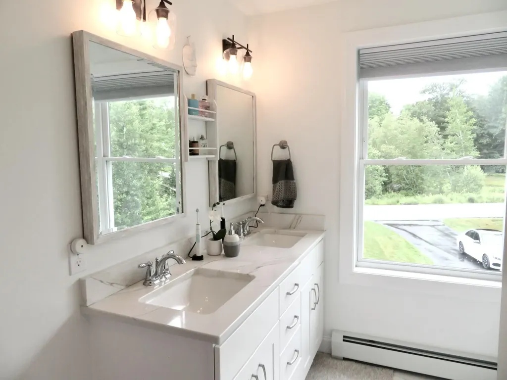 13 Maysens Way Windham ME 04062