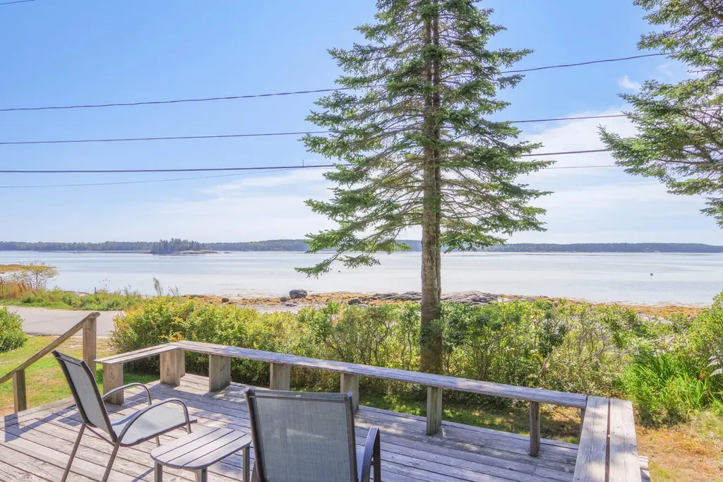 423 Martin Point Road Friendship ME 04547