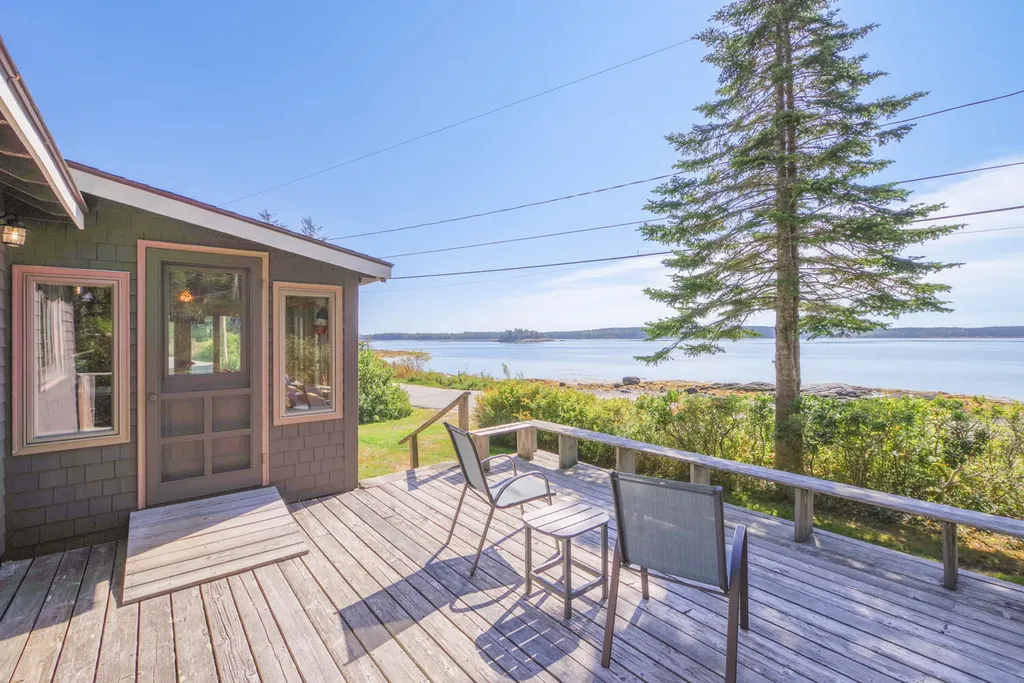 423 Martin Point Road Friendship ME 04547